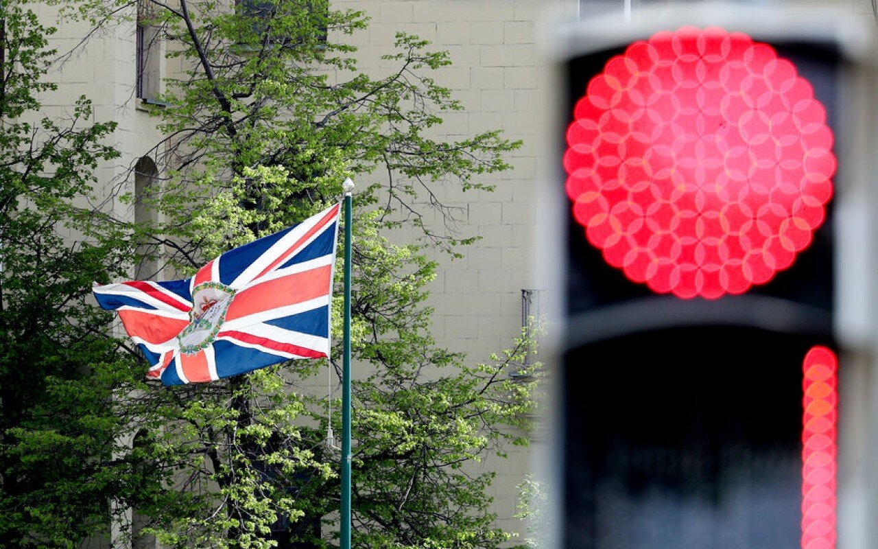 Britaniya İsraillə ticarət danışıqlarını dayandırdı