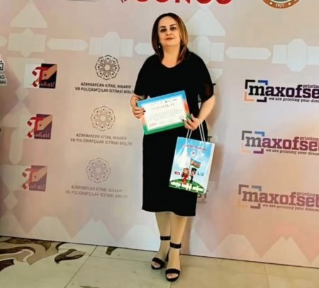 Goranboyda məktəb direktoru PULU SİYAHI İLƏ YIĞIR