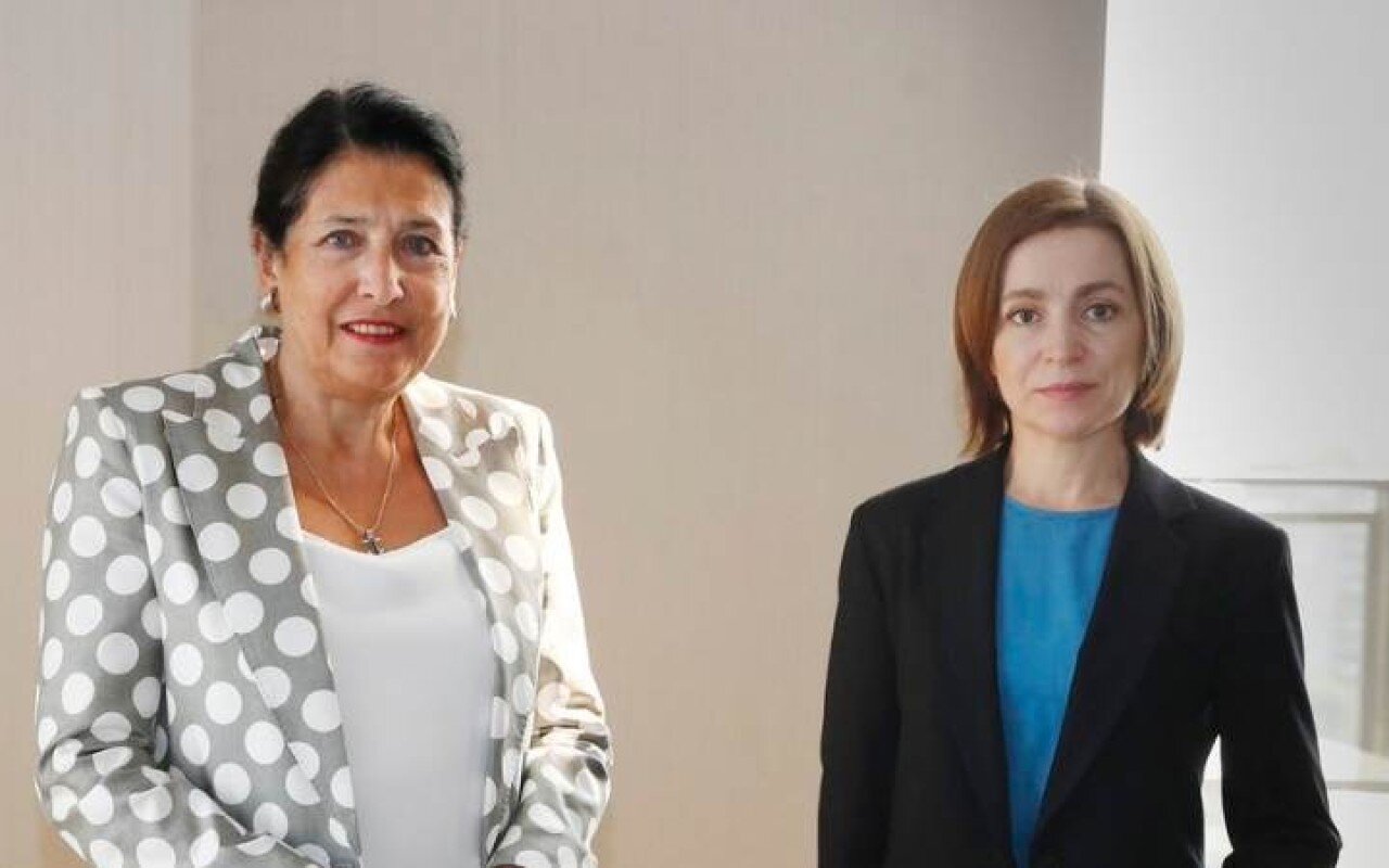Zurabişvili ən yüksək dövlət mükafatı aldı