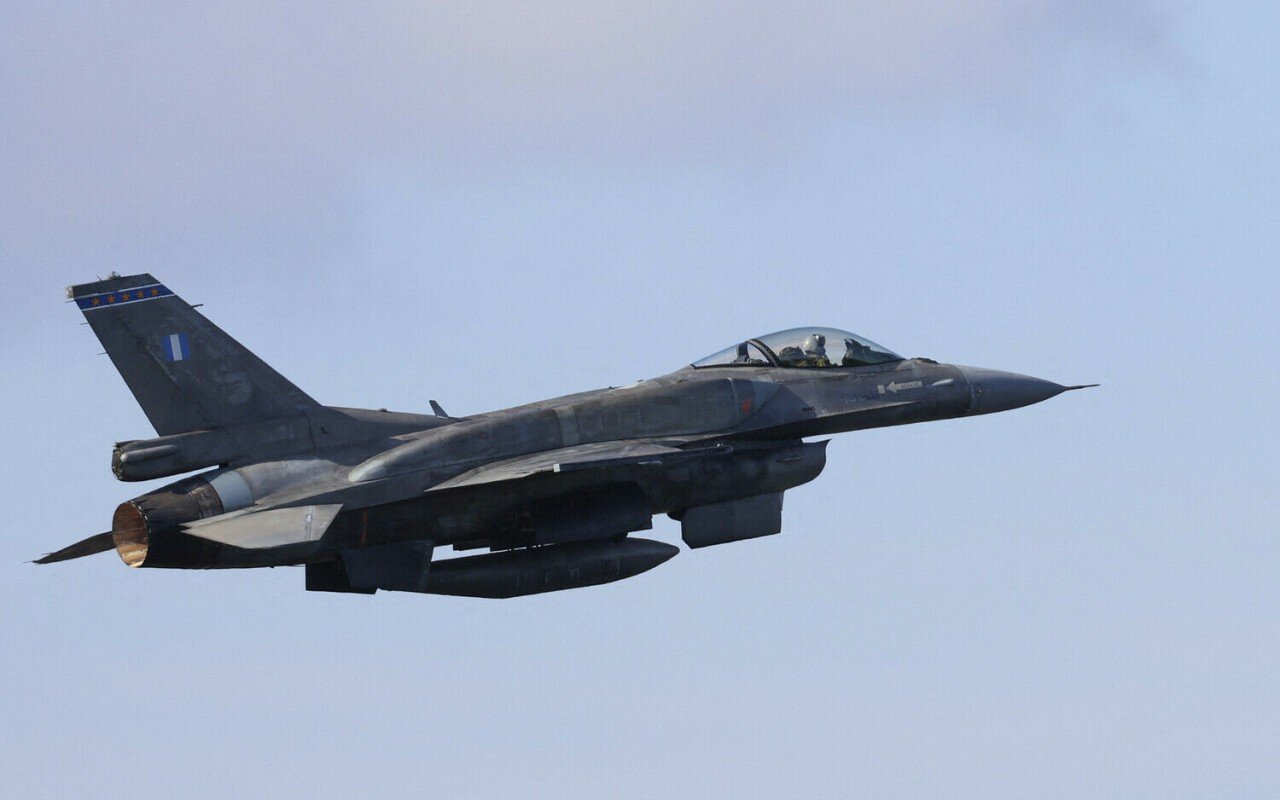 Niderland Ukraynaya F-16 qırıcılarının son partiyasını GÖNDƏRDİ