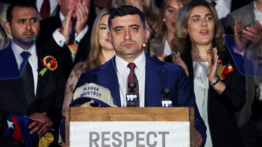 Politoloq Simionun Rumıniya seçkilərinin nəticələrini ləğv etmək tələbini dəyərləndirdi