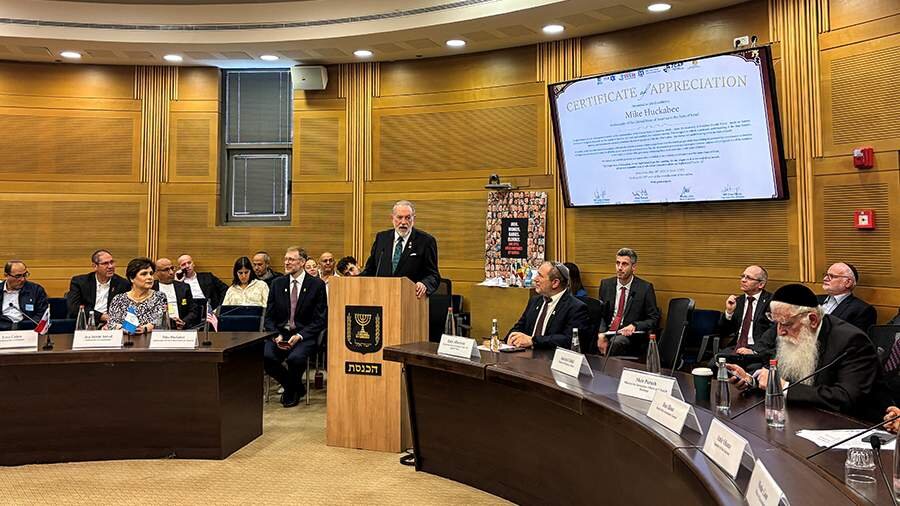 İsrail Knesseti Qəzza üzərində mübahisə edir