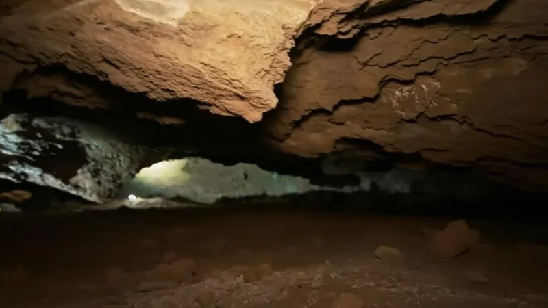 ABŞ-da uşaq mağaranın altında "itirilmiş dəniz"i necə tapdı?