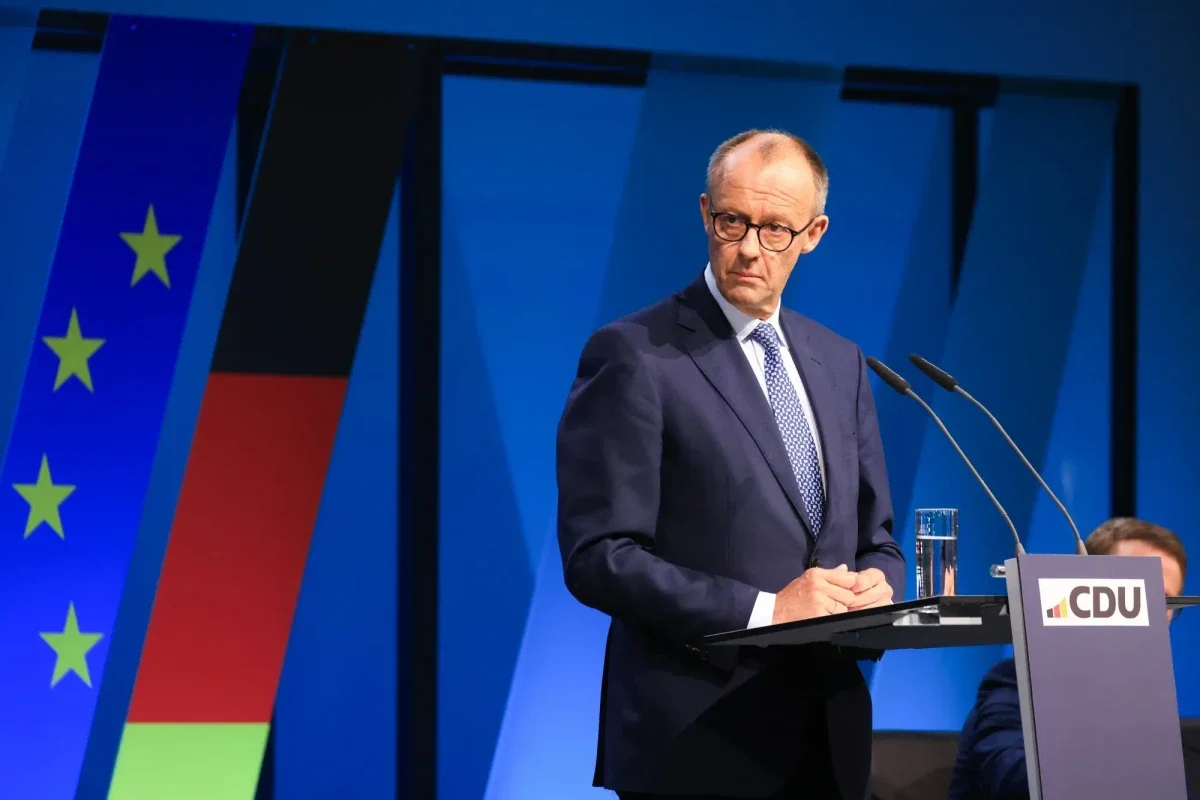 Merz bir şərtlə Putinlə söhbəti istisna etməyib