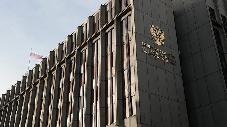 Senator Karasin Qərbin Ukrayna üçün silahla bağlı qərarını tutqun adlandırıb
