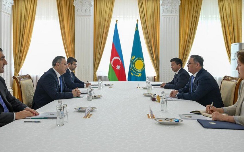 Xələf Xələfov və Murat Nurtleu Azərbaycanla Qazaxıstan arasında strateji tərəfdaşlığı müzakirə ediblər