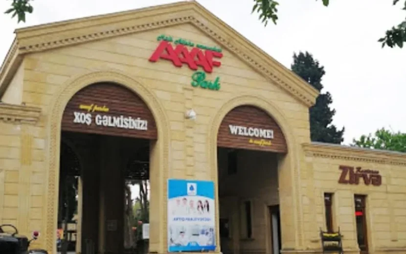 AAAF parkda Alışan adlı şəxs tərəfindən növbəti qanunsuz tikinti -VİDEO