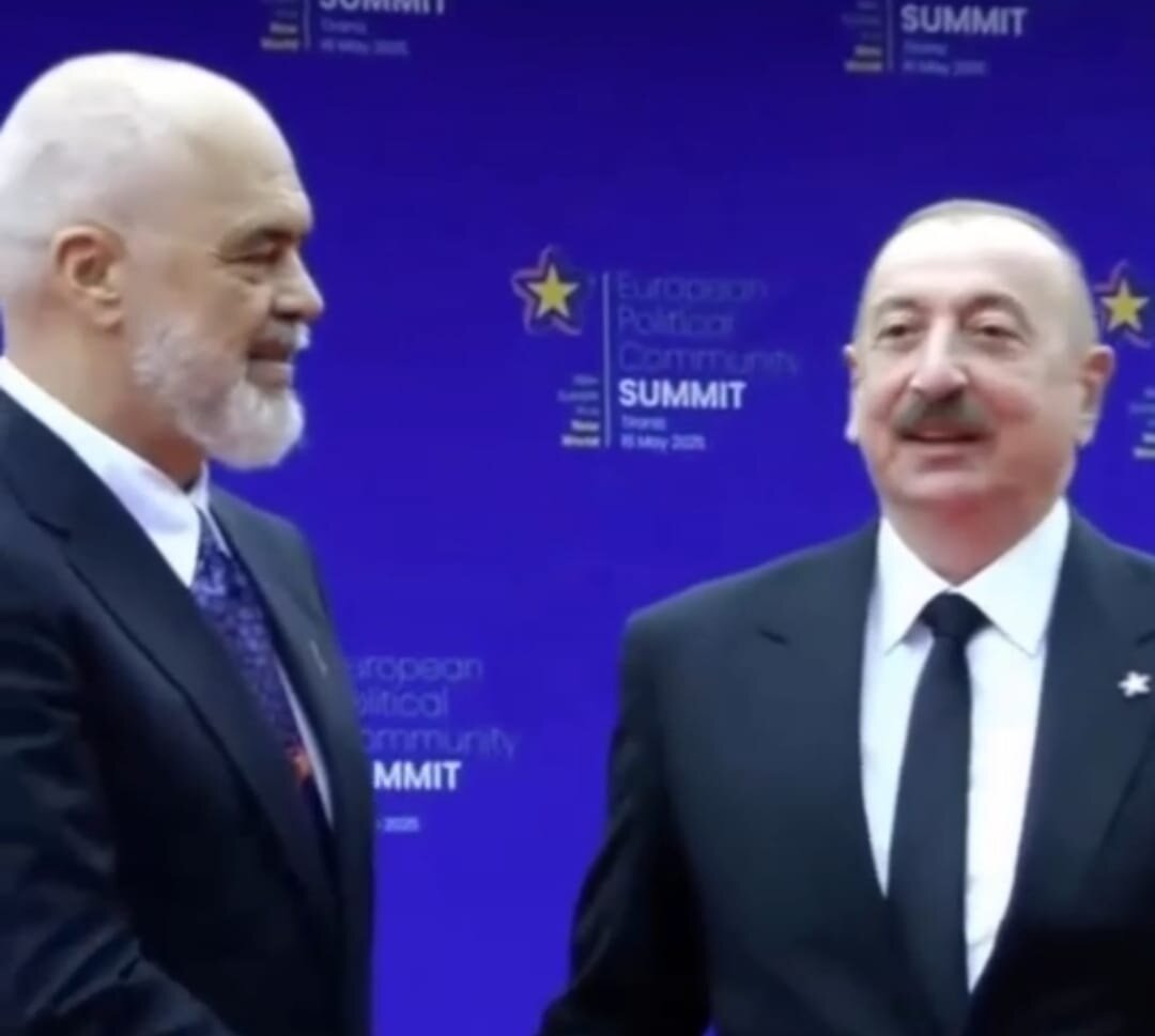 Prezident Albaniyada belə qarşılandı-VİDEO