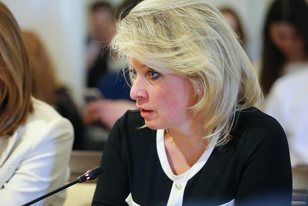 Zaxarova Ukrayna üzrə saziş layihələrinin mübadiləsinin təfərrüatlarını açıqlayıb