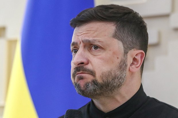 Zelenski Rusiyanın hücuma hazırlığından danışıb