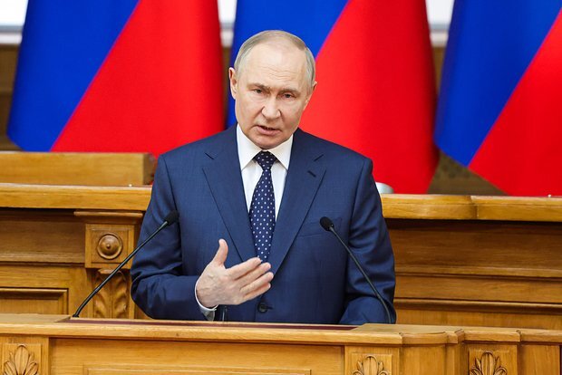 Putin Ukrayna münaqişəsi ilə bağlı Trampla söhbətinin təfərrüatlarını açıqlayıb
