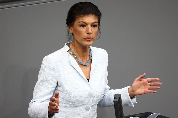 Almaniya Merzin Ukrayna ilə bağlı qərarına görə Rusiya ilə müharibədən qorxur