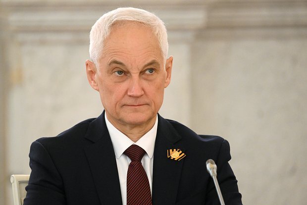 Belousov Qırğızıstanın müdafiə naziri ilə görüşüb