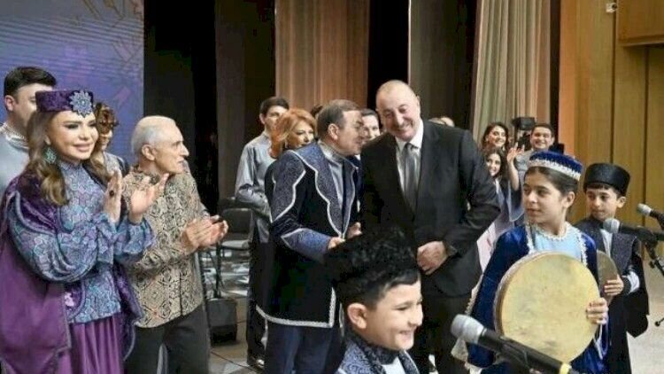 Prezident Xalq artistindən nə soruşub? - Maraqlı detal