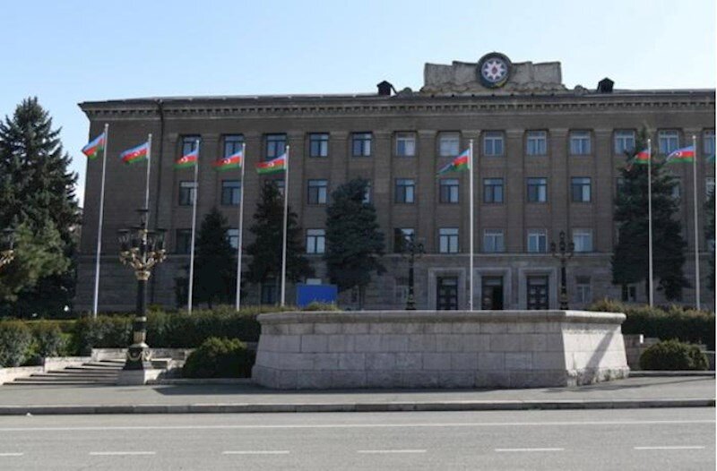 Xankəndidə dövlət işçiləri 2025, özəl şirkətdə işləyənlər 543 manat maaş alırlar