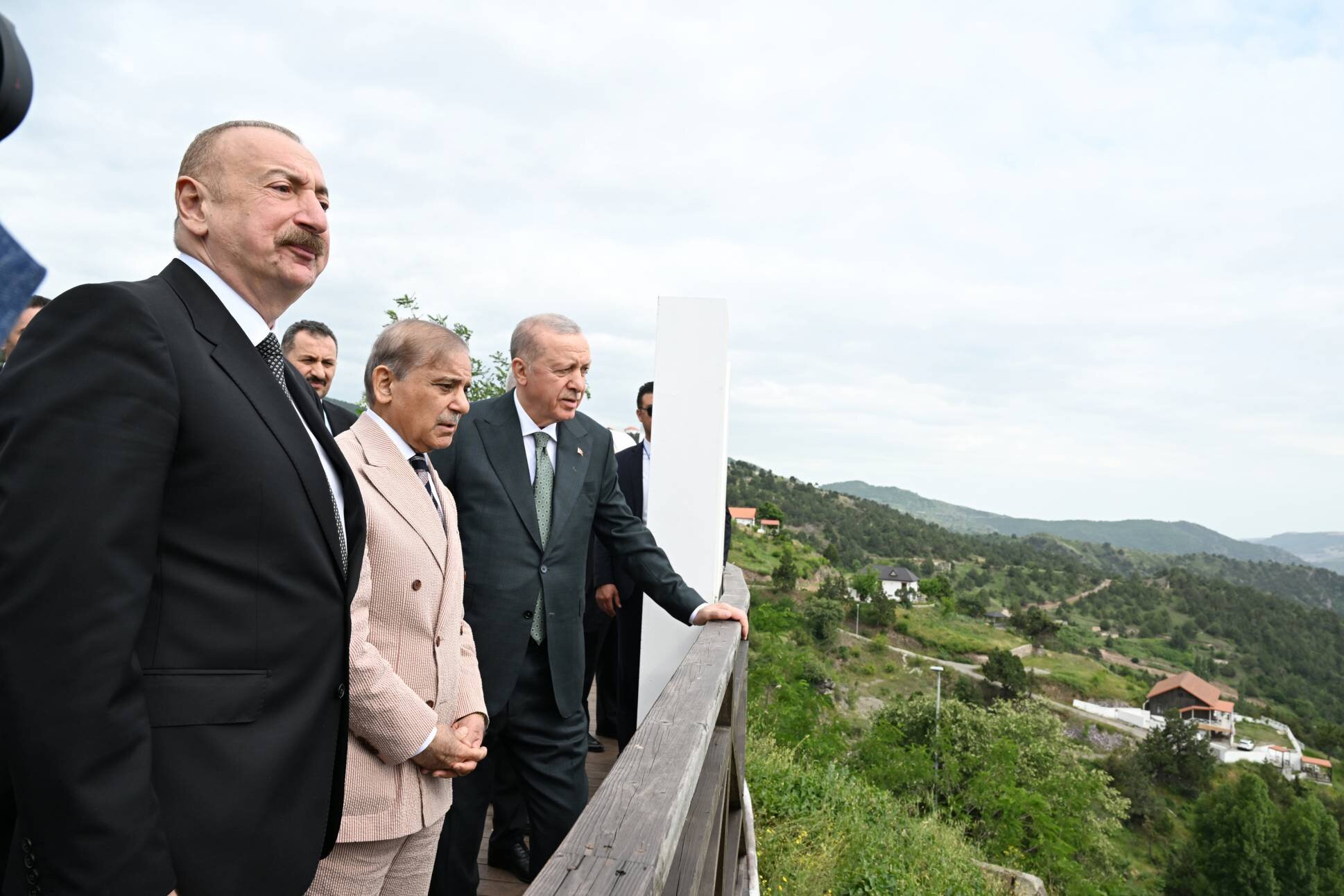 Laçın Zirvəsi: qardaşlıq və strateji tərəfdaşlığın real nümunəsi