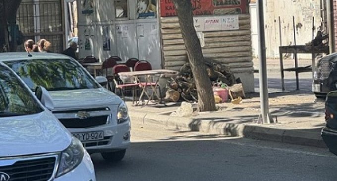 Nərimanov rayonunda kababxana səkini zəbt edib
