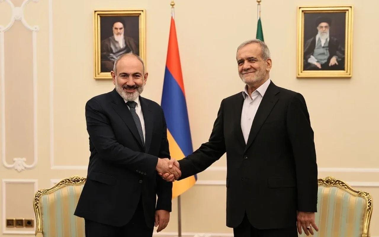 Paşinyan və Pezeşkian regional təhlükəsizliyi müzakirə etdilər