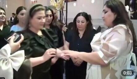 Üzük hədiyyəsini qəbul edən müəllimə töhmət ayıbdır