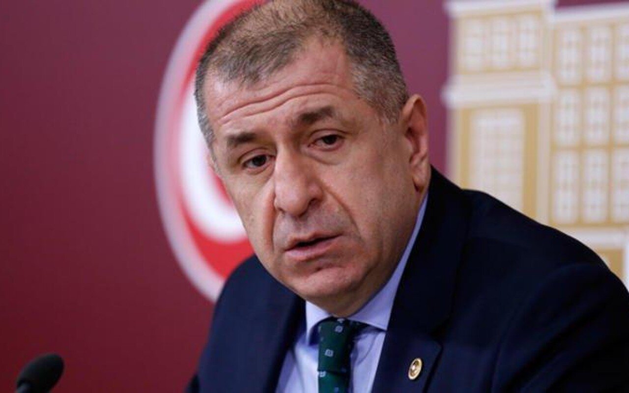 Türkiyədə partiya sədrinin 4,5 il həbsi istənildi