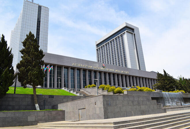 Naxçıvana görə deputatlar arasında  gərginlik