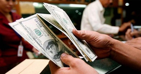 SON DƏQİQƏ-Dollar bahalaşır