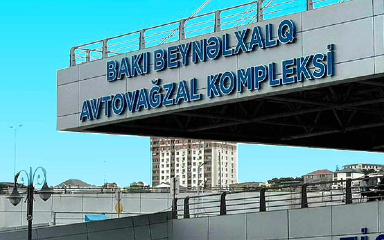 Qeyri-iş günlərində paytaxtdan bölgələrə daşınan sərnişinlərin sayı açıqlandı