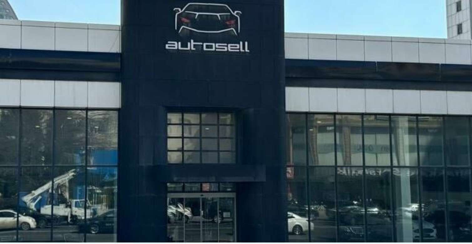 "Autosell" lizinq şirkəti vətəndaşın avtomobilini oğurladı