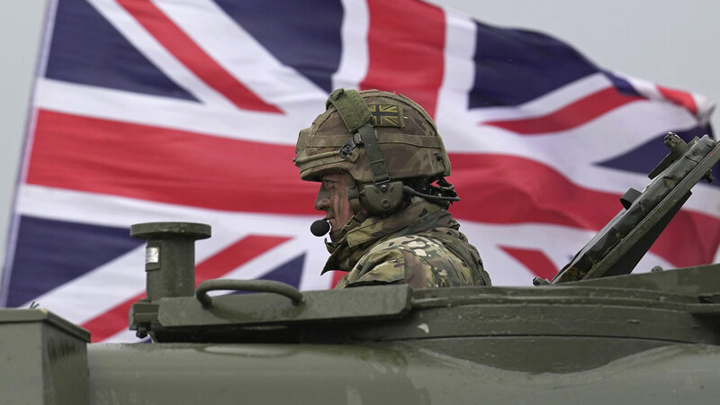 Britaniya hərbi islahatlara 68 milyard funt-sterlinq xərcləyəcək