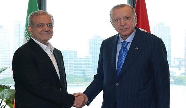 Ərdoğan Pezeşkianla danışdı: Hazırıq...