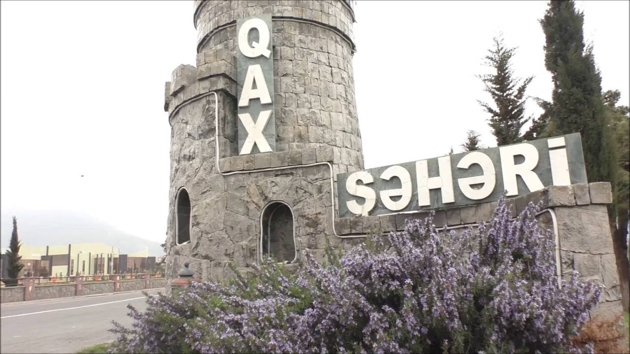 İcra başçısı qandallanan iki ölkənin sərhədindəki Qax...
