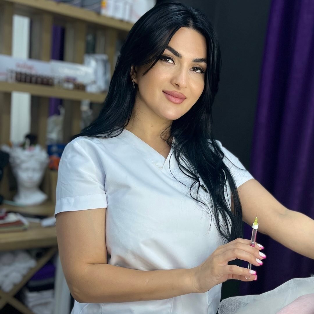 Şəfa Xəlilova dolğu,inyeksiya, botox prosedurlarını necə icra edir?