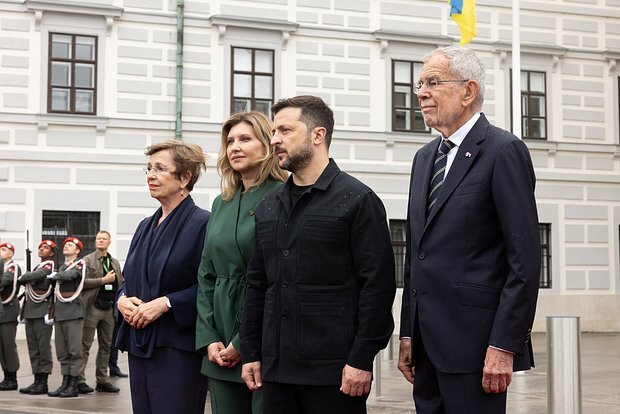 Avstriya Zelenskinin Vyanaya səfərinə aydınlıq gətirilməsini tələb edir