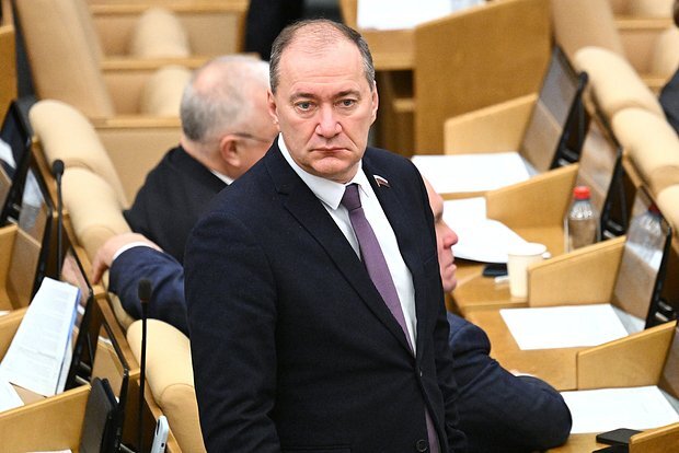 Dövlət Duması Zelenskiyə müraciət edib