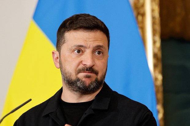 Zelenski Avstriyaya iki müraciət edib