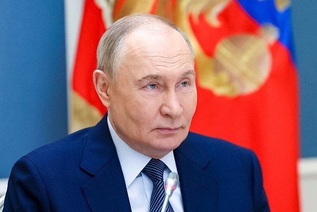 Putin Ukrayna ilə atəşkəsin vacibliyindən danışıb