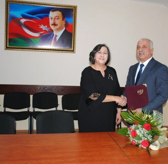 Xanım direktor təqaüdə göndərildi - Yerinə polkovnik təyin edildi
