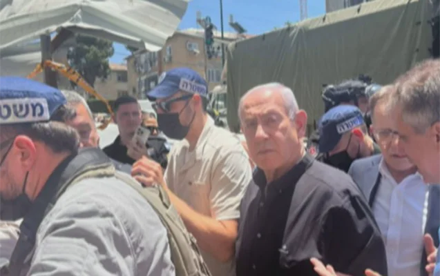 Netanyahu İranın raket zərbələri endirdiyi əraziyə getdi