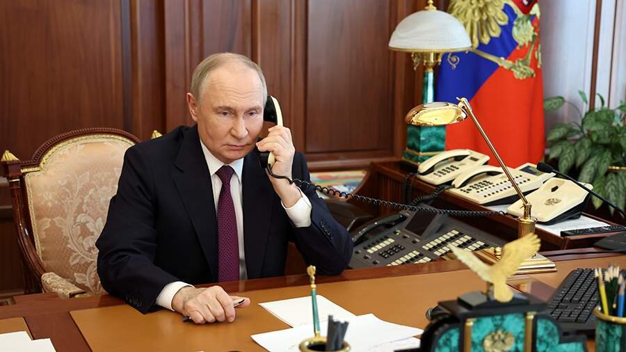 Putin və İraqın baş naziri qlobal enerji bazarları üçün risklərdən narahat olduqlarını bildiriblər