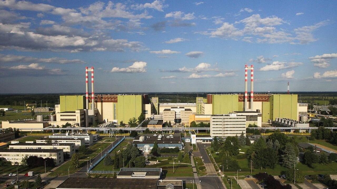 Macarıstan ABŞ-a atom elektrik stansiyasına qarşı sanksiyaları ləğv etdiyinə görə təşəkkür edib