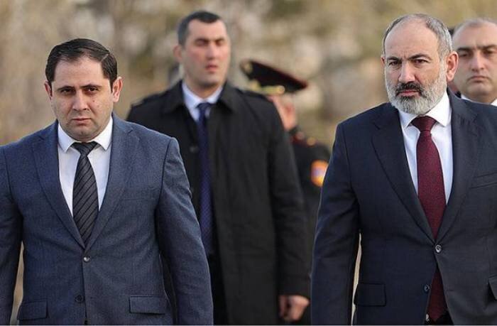 Paşinyan müdafiə naziri ilə birgə Azərbaycanla sərhədə gəldi