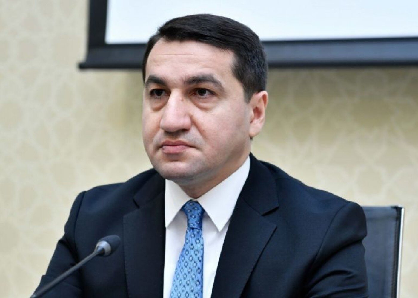 Hikmət Hacıyevin və Yaqub Eyyubovun adından saxta açıqlama yayılıb - YENİLƏNİB