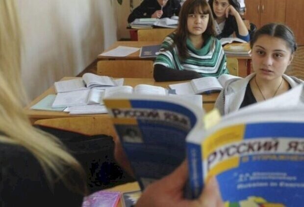 Azərbaycanda rusdilli məktəblər bağlanır?
