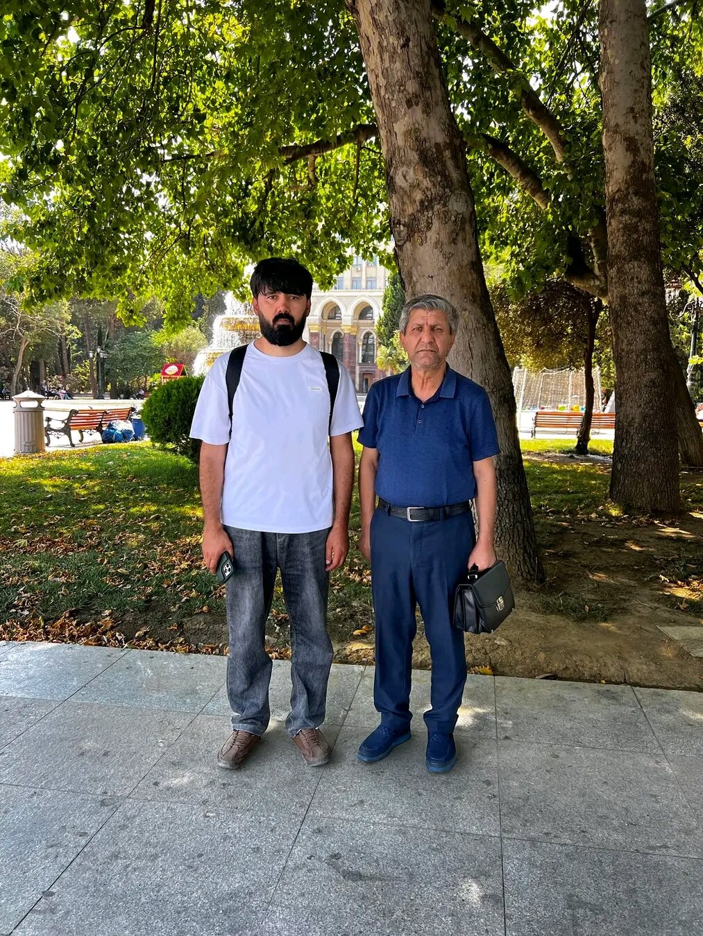 Əvəz Zeynallı 2 gün kitab satacaq