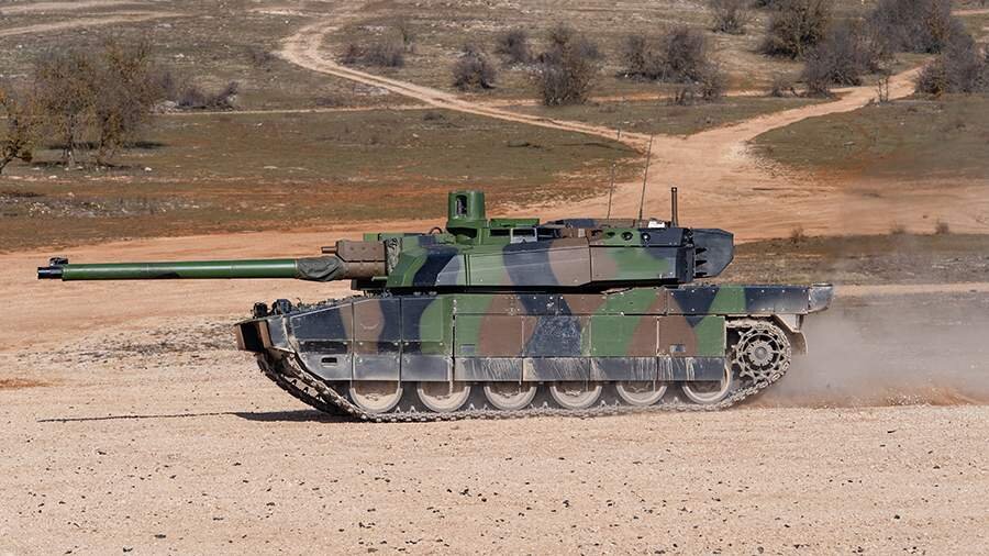 Fransa Seneqal ərazisindəki son hərbi bazalarını təhvil verəcək