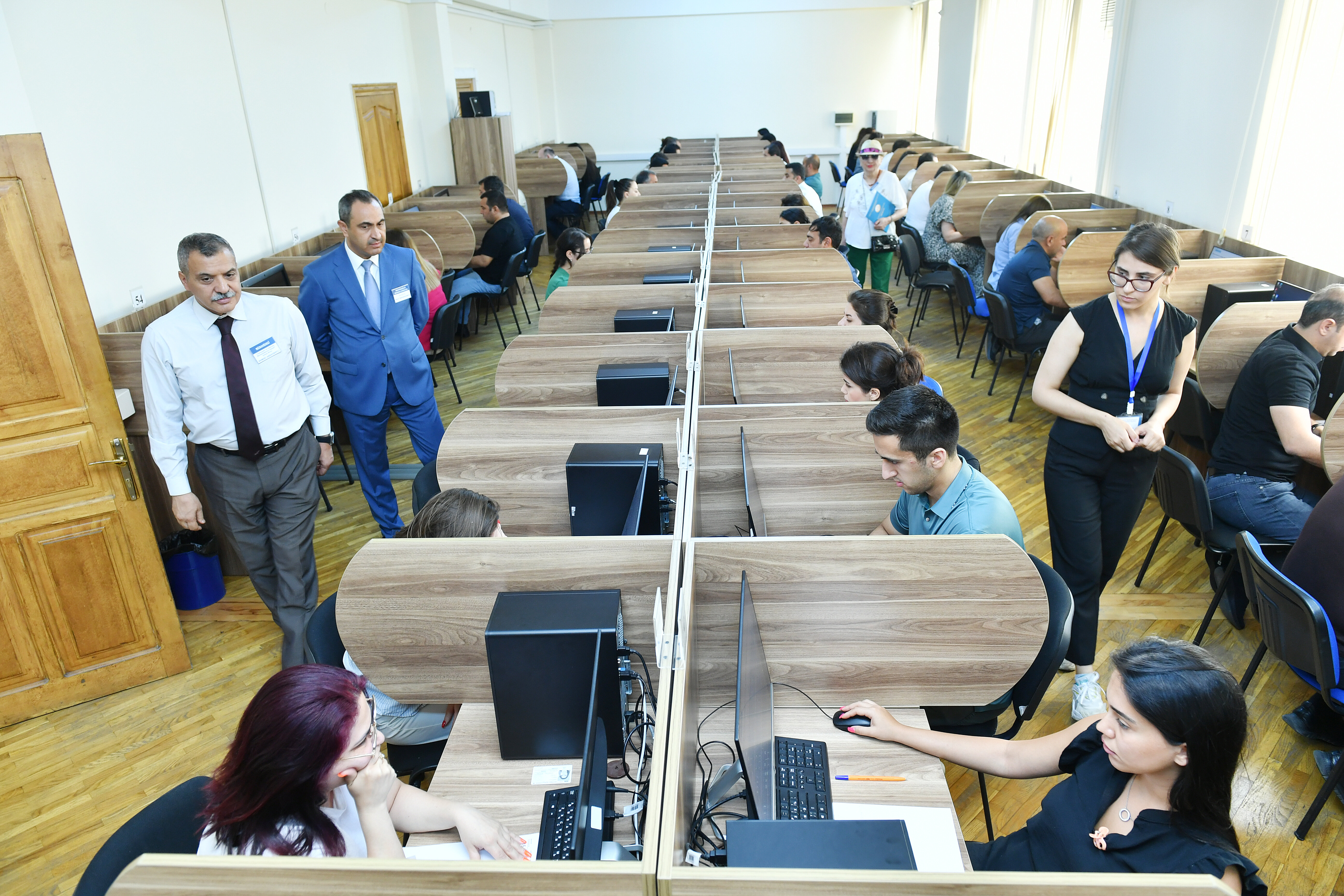 Ədliyyə orqanlarına qəbulla bağlı imtahan keçirildi