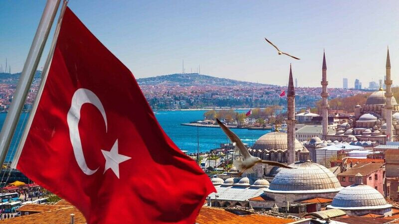 Azərbaycanlılar Türkiyədə kütləvi şəkildə mənzil alırlar: Onları ora nə çəkib aparır?