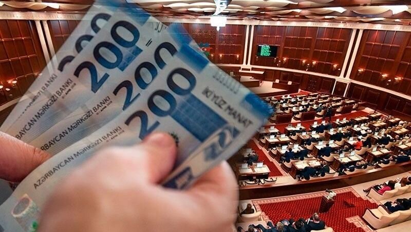 Deputatlar etiraz etdi – “Bizə tətil pulu verilmir!”