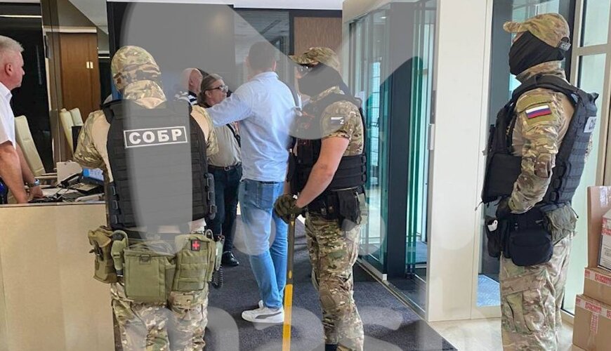 Rusiyada azərbaycanlı milyarderin şirkətinə basqın edildi