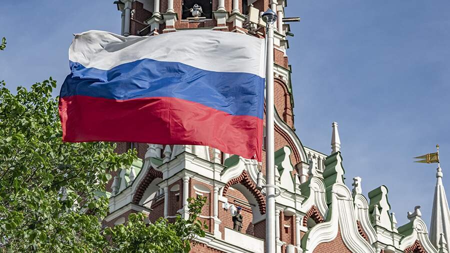 Britaniya ruslar arasında vətənpərvərlik səviyyəsinin yüksək olduğunu göstərir